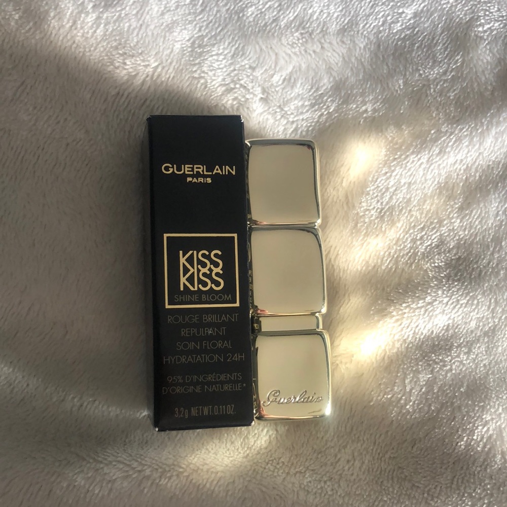 GUERLAIN KISS KISS SHINE BLOOM LIPSTICK